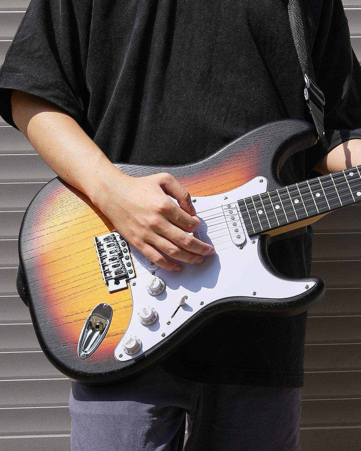 Donner DST-80 Sunburst Electric Guitar with Amplifier,Strap,String,Tuner,Cable,Capo and Pick-Sunburst##