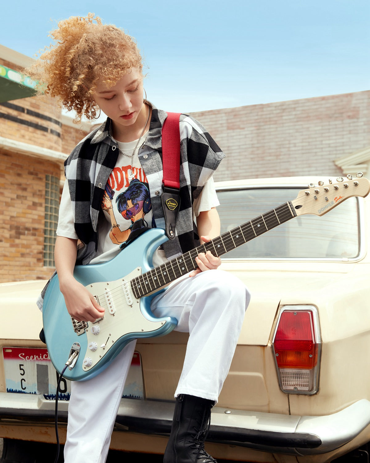 Donner DST-152 エレキギター HSSピックアップ　M2219 Amazon.com: Donner Electric Guitar, DST-152 39