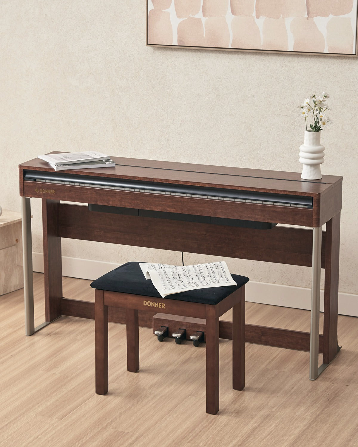 Donner DDP 200 88 Key Weighted Dynamic Graded  Hammer Action Upright Digital Piano