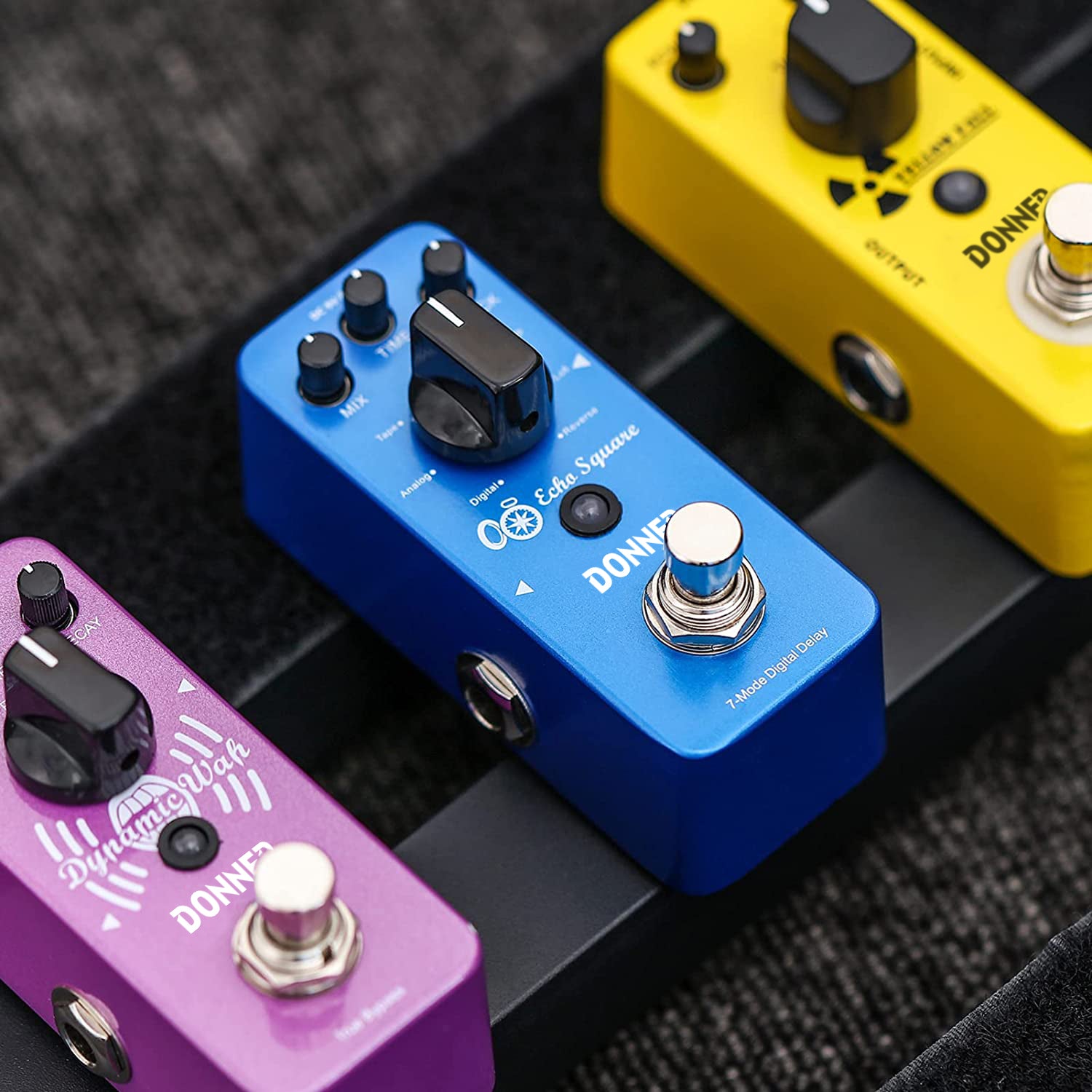 AKAI E2 Headrush looper & delay pedaal | Bax Music AKAI E2 Headrush looper & delay pedaal | Bax Music